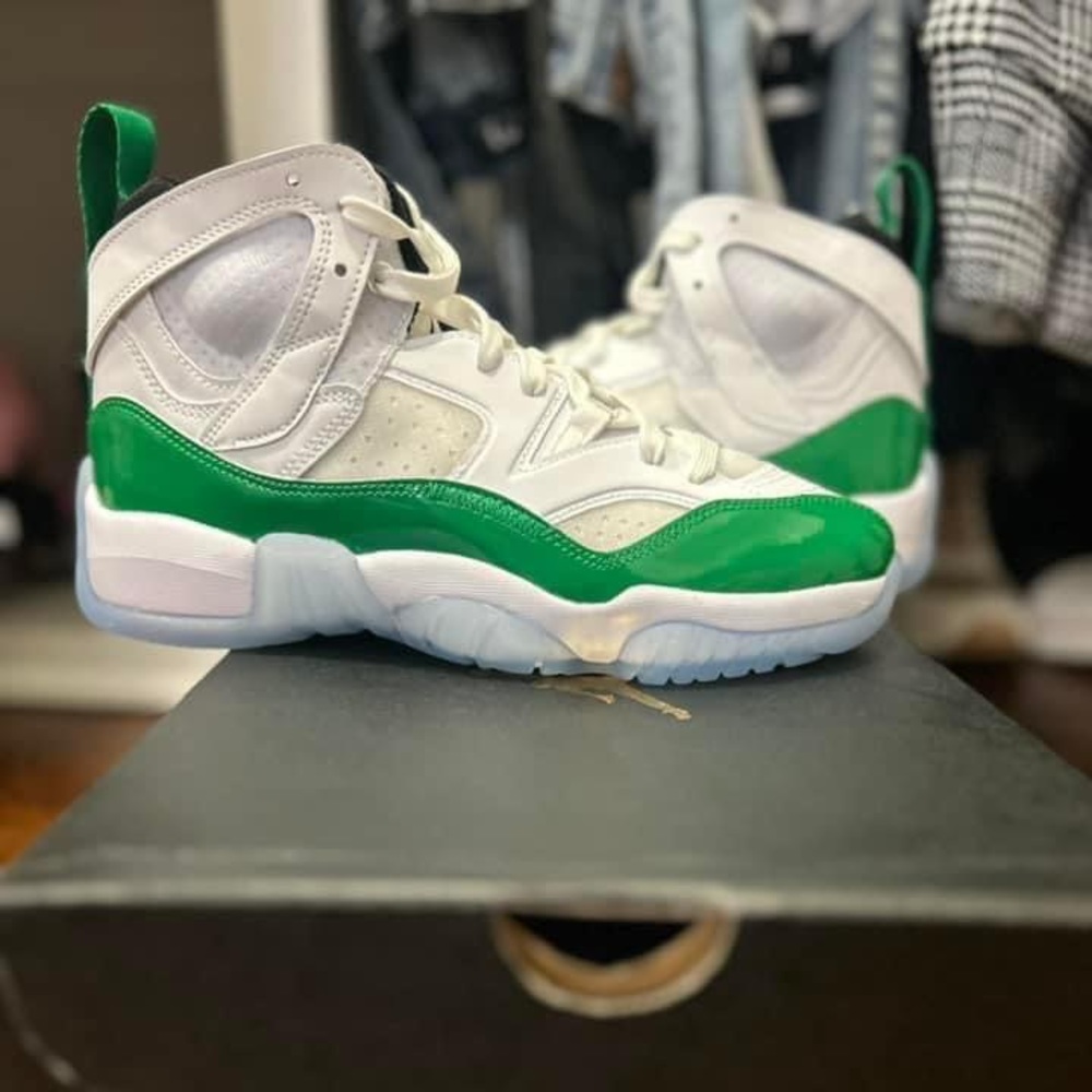 Jordan Jumpman Two Trey "White/Lucky Green/Black" Grade School Boys' Shoe